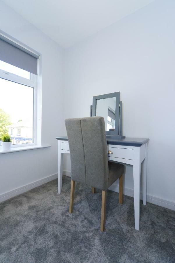 Sandbanks Road Poole Extérieur photo